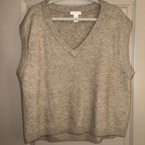 Oversized tan sweater vest
